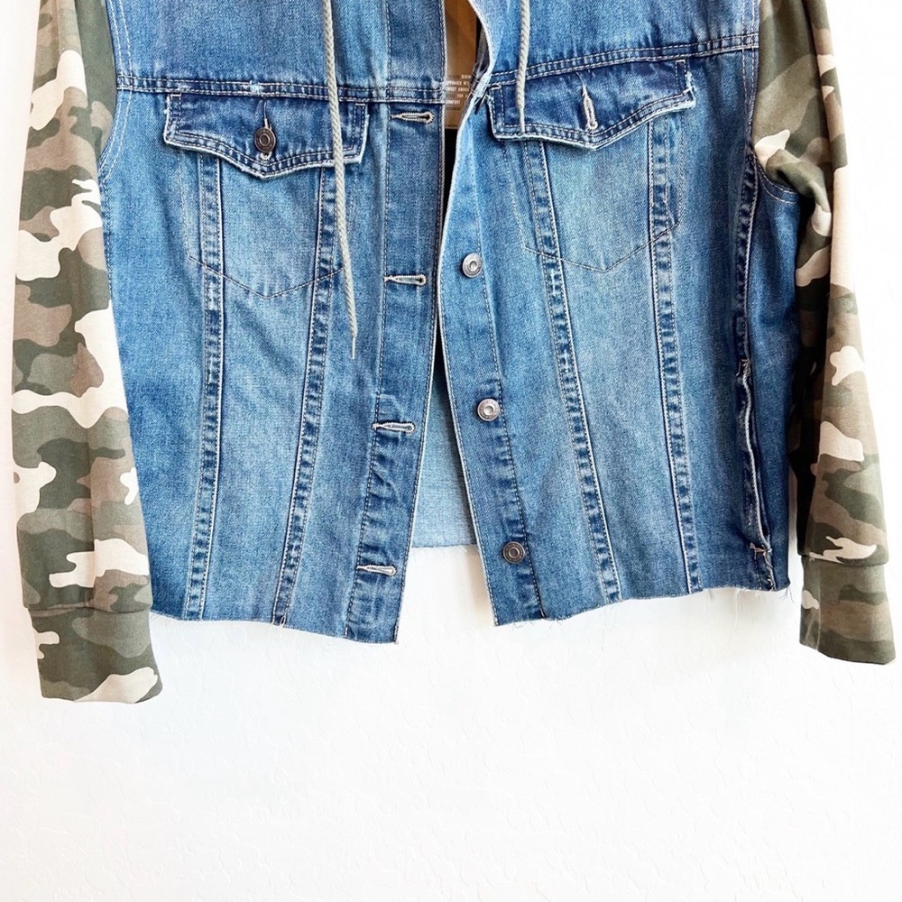 NWOT Kensie Vintage Luxe Hooded Jean Jacket - Picture 6 of 8